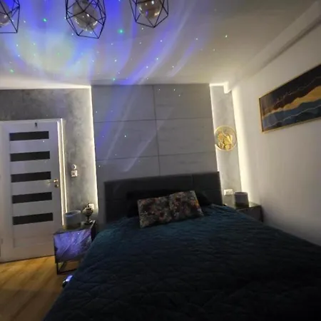 Deluxe With 2 Bedrooms And Fireplace - Perfect Location - Quiet-new Appartement *